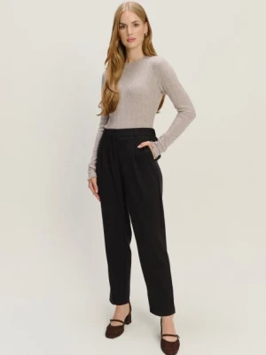 Eleganckie czarne spodnie w kant Greenpoint