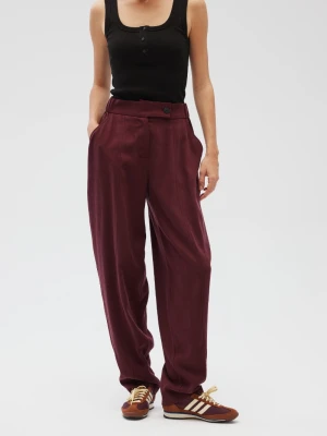 Eleganckie spodnie z przeszyciami w kolorze BORDO - EMBER-XS/S Marsala