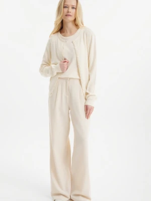 Eleganckie spodnie z szeroką nogawką i dodatkiem lnu Greenpoint