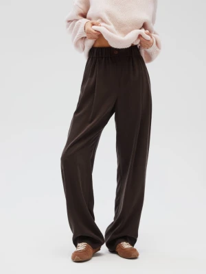 Eleganckie spodnie z zakładkami w kolorze DEEP BROWN - DERRY-M/L Marsala