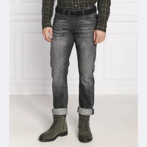 Emporio Armani Jeansy j06 | Slim Fit