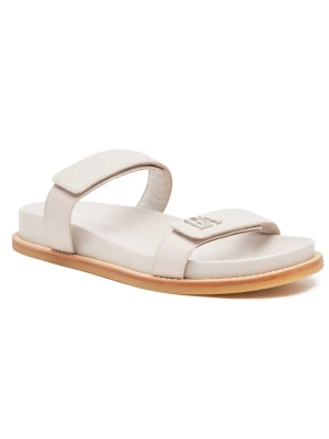 Emporio Armani Skórzane klapki szary