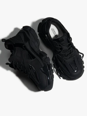 ES8: Czarne sneakersy damskie na grubej podeszwie