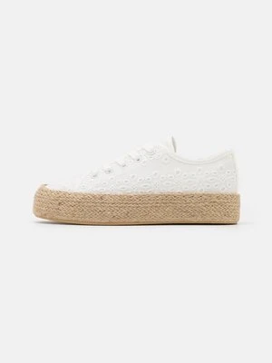 Espadryle Anna Field biały