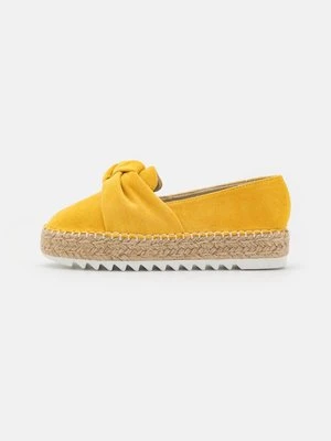 Espadryle Bullboxer