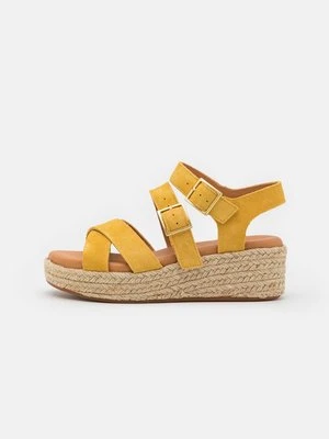 Espadryle Clarks