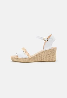 Espadryle Macarena