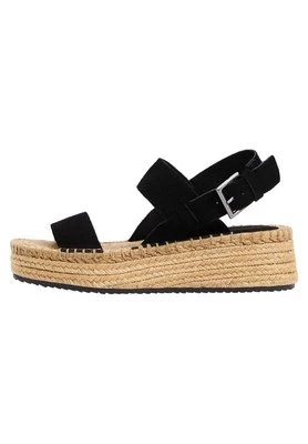 Espadryle OYSHO