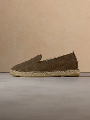Espadryle Pavement