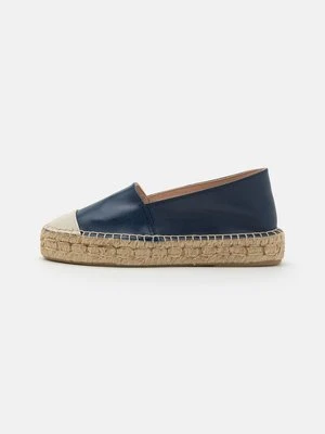 Espadryle Pier One