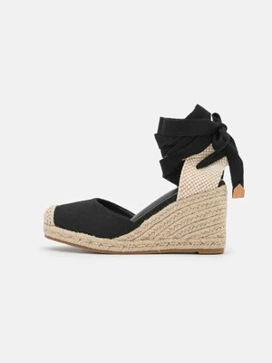 Espadryle Tata Italia