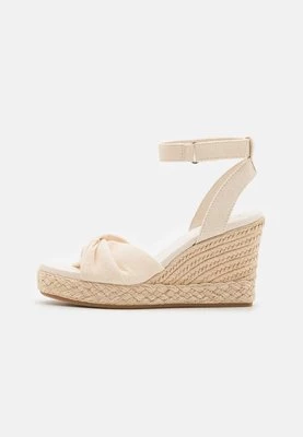 Espadryle TOMS