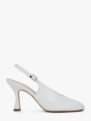 Estro: Białe buty na obcasie typu slingback z włoskiej skóry lakierowanej Premium
