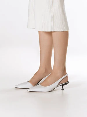 Estro: Białe skórzane czółenka damskie na niskim obcasie typu slingback