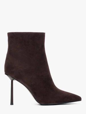 Estro: Ciemnobrązowe botki damskie z weluru naturalnego na wysokiej szpilce