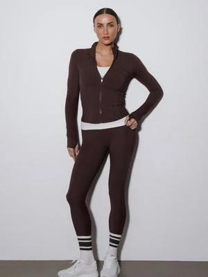 Estro: Ciemnobrązowy komplet dresowy: bluza ze stójką i spodnie slim fit