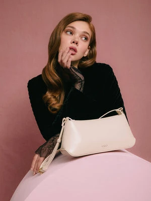 Estro: Elegancka jasnobeżowa torebka damska na ramię ze skóry naturalnej