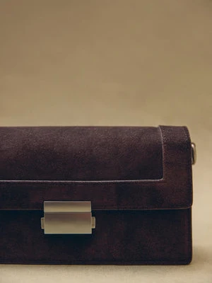 Estro: Mała brązowa torebka damska ze skóry i weluru ze srebrnymi detalami