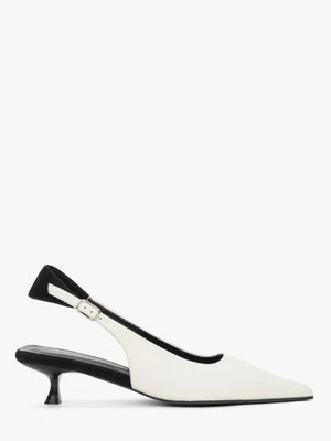 Estro: Mlecznobiało - czarne czółenka damskie typu slingback na obcasie kitten heel