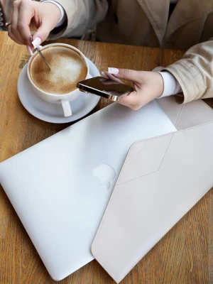 Etui na laptopa 13 cali ze skóry naturalnej beżowe Puccini