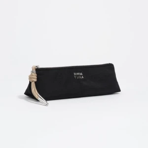 Etui nylonowe czarny BIMBA Y LOLA