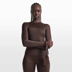 Etui z klipsem NikeSKIMS - Brązowy