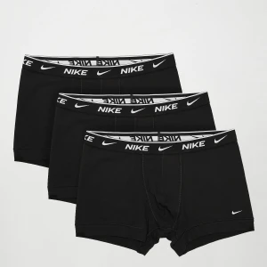 Nike 3 PACK - Everyday Cotton Stretch Trunk mężczyźni Bielizna czarny rozmiar Odzież