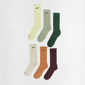 Nike 6 PACK - Everyday Plus Cushioned uniseks Skarpety wielokolorowy rozmiar Odzież