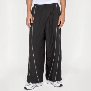 Extra Volume Track Pants Urban Classics czarny