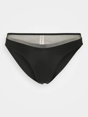 Figi Agent Provocateur