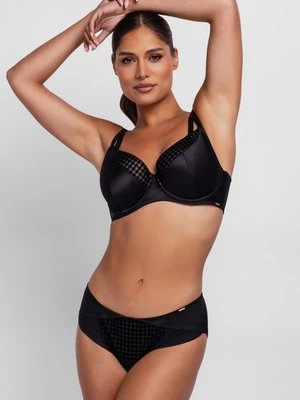 Figi Dorina