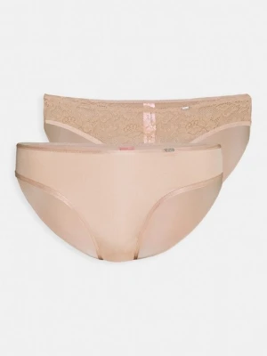 Figi Hunkemöller nude