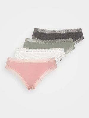 Figi Marks & Spencer