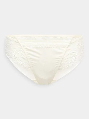 Figi Simone Pérèle