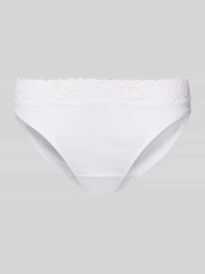 Figi z koronką model ‘MOMENTS’ Hanro