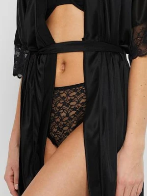 Figi z wysokim stanem, z koronki z recyklingu z głębokim wycięciem nogawek (3 pary) bonprix