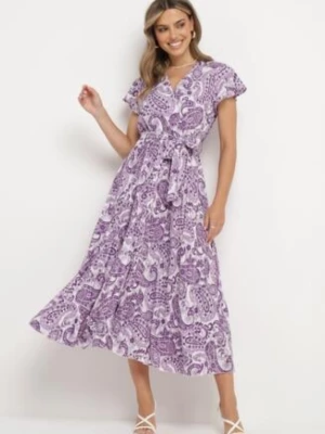Fioletowa Sukienka z Kopertowym Dekoltem z Gumką w Talii i Materiałowym Paskiem Xelovia