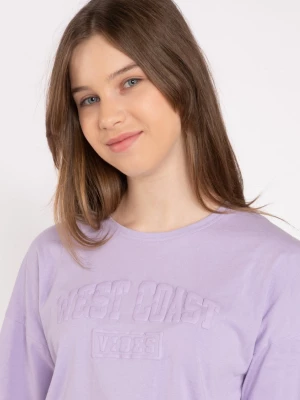 Fioletowy t-shirt z ozdobnym nadrukiem