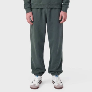 Fluffy Sweatpants Urban Classics zielony