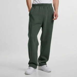 Fluffy Trackpants Urban Classics zielony