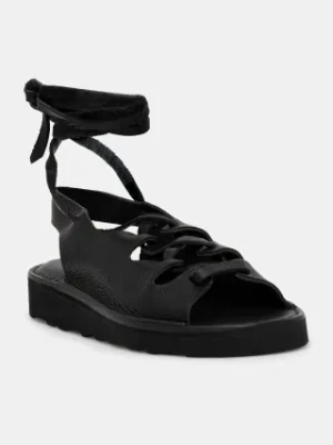 Fracap sandały skórzane Sandal damskie kolor czarny D030