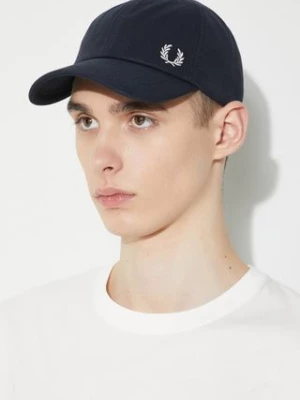 Fred Perry czapka z daszkiem bawełniana Pique Classic Cap kolor granatowy z aplikacją HW6726.267