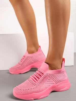 Fuksjowe Płaskie Sneakersy Sznurowane z Perforacją i Cyrkoniami Orilila