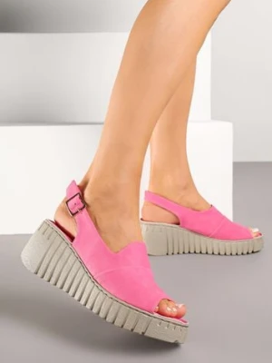 Fuksjowe Sandały na Tłoczonym Koturnie Vices Reaveline