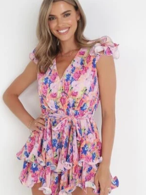 Fuksjowy Plisowany Kombinezon z Krótkimi Nogawkami i Gumką w Pasie w Kwiaty Marjolaina allyson