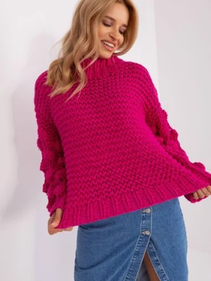 Fuksjowy sweter oversize z bufiastym rękawem