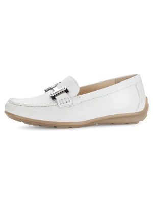 Gabor Skórzane mokasyny w kolorze białym rozmiar: 38,5