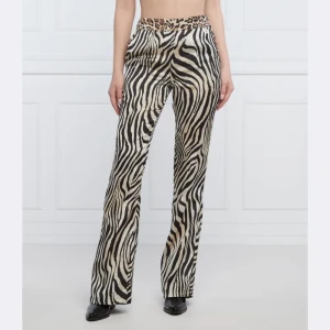 Gaëlle Paris Spodnie | flare fit | high waist