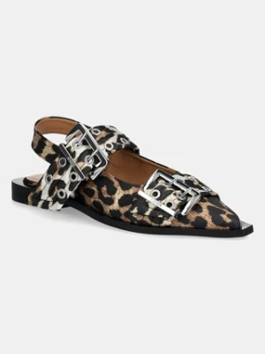 GANNI baleriny Feminine Buckle Ballerina Satin Print kolor brązowy z odkrytą piętą S2947