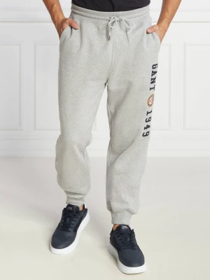 Gant Spodnie dresowe CREST | Regular Fit